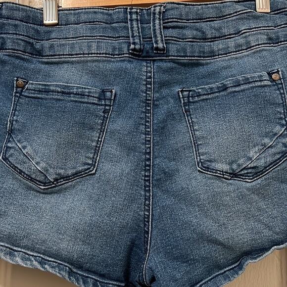 Blue Spice Women's Junior Blue Denim Jean Shorts Size 11 - Picture 6 of 8